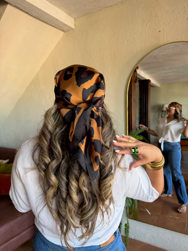 Pañuelo animal print